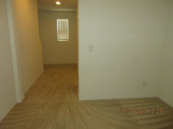 4th image of 9186 Valley Betica Ave