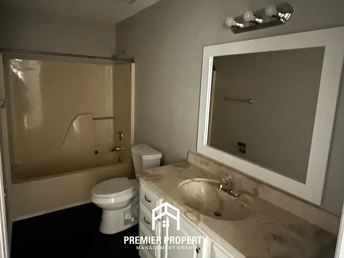 112 Eva Ct — Photo 15
