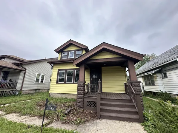 4515 North 27th STREET, Milwaukee, WI 53209