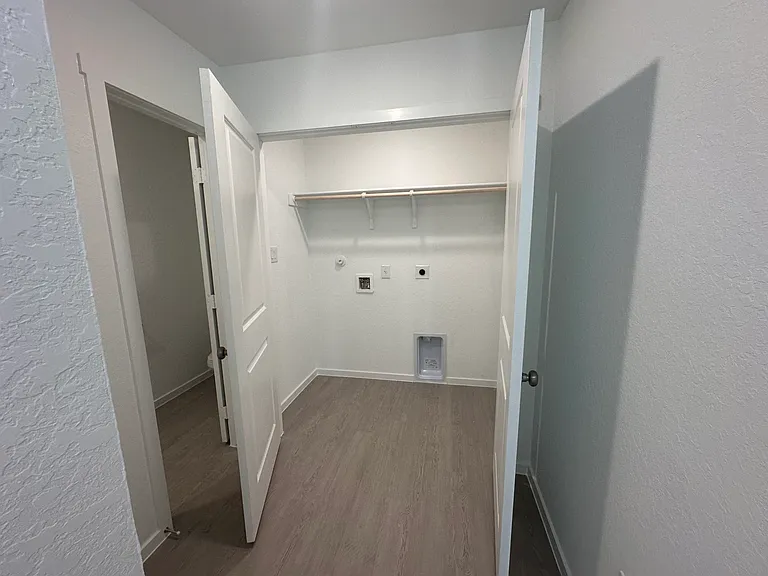8619 Willow Xing #8619 — Photo 12