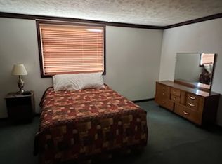 600 J St #60, Auburn, NE 68305