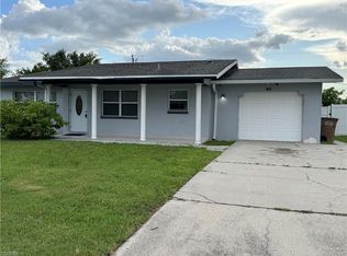 2328 Country Club Blvd, Cape Coral, FL 33990