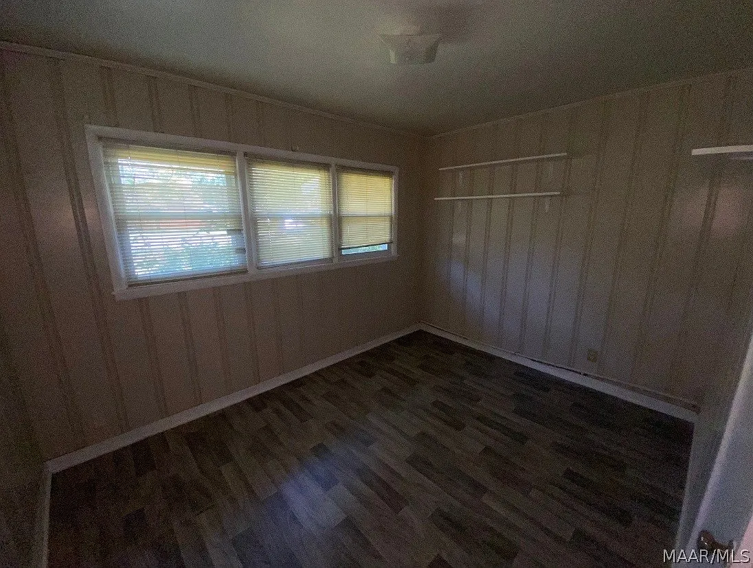 Building Photo - 2454 Spruce Curv