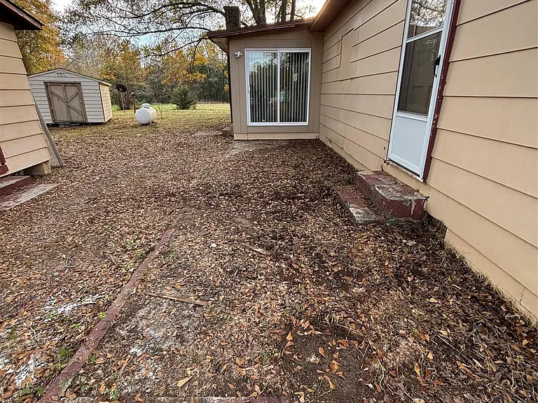 242 John C Rd — Photo 25
