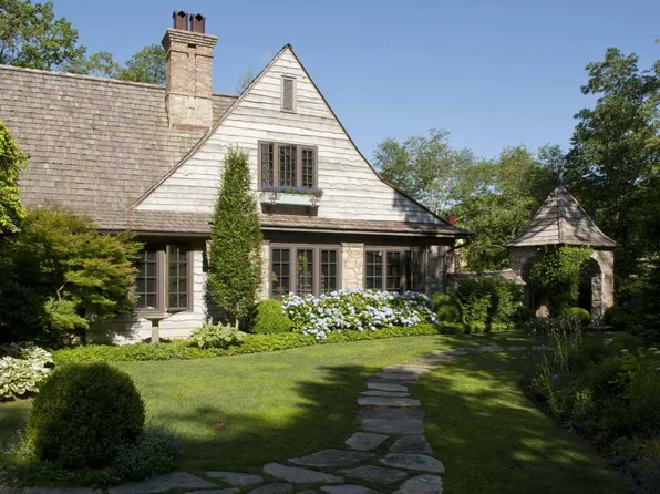 424 Big Bearpen Road, Highlands, NC 28741