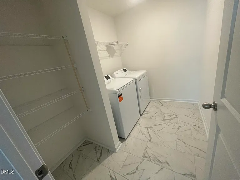 518 Dorset Stream Dr — Photo 22