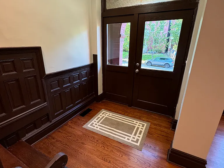 4230 Castleman Ave — Photo 8