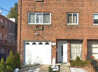 2174 42nd St, Astoria, NY 11105