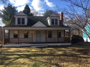 92 Pleasant St, Plainville, MA 02762