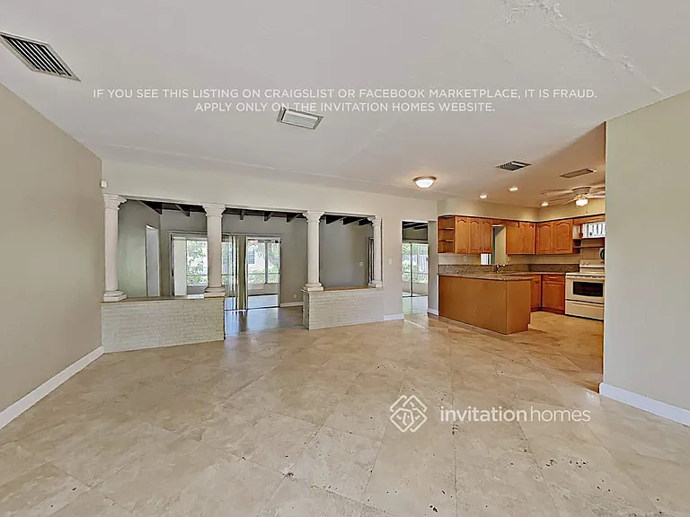 2720 SW 15th Ct — Photo 5