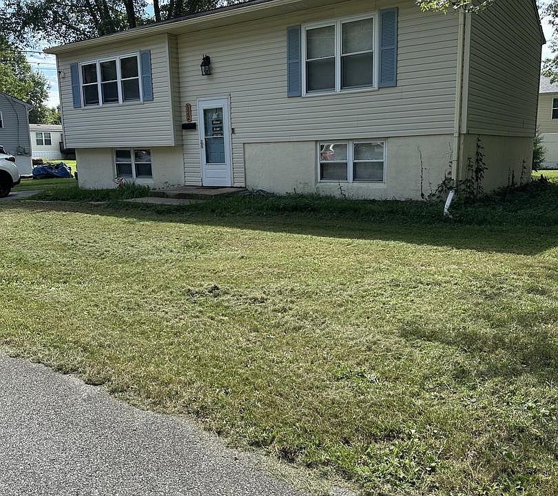 1st image of 522 New St