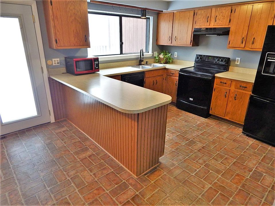Kitchen Peninsula