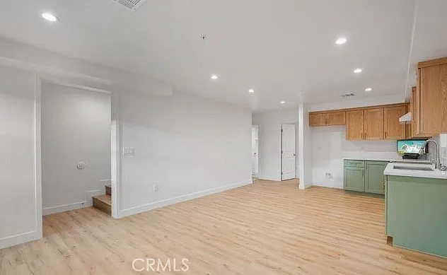 10422 1/2 Graham Ave — Photo 30