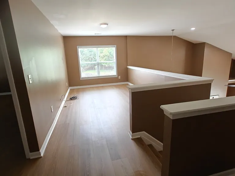 Upper Level Lobby / Additional Space