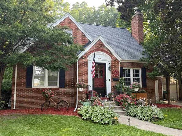 1906 Stephenson St, Marinette, WI 54143