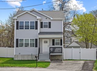 33 Tiffany Dr, Fall River, MA 02723