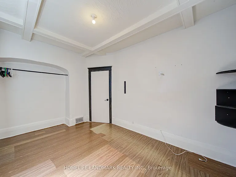 19 Armstrong Ave #MAIN BSMT — Photo 11