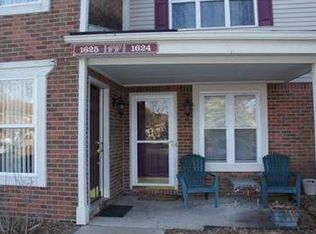 1625 Emerson Cir #1, Rochester Hills, MI 48307