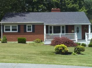 1189 Starmount Ave, Roanoke, VA 24019