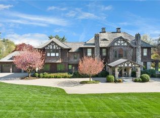 255 Brushy Ridge Rd, New Canaan, CT 06840