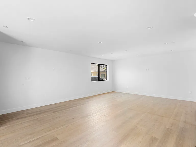 7610 Machrea St #10 — Photo 7