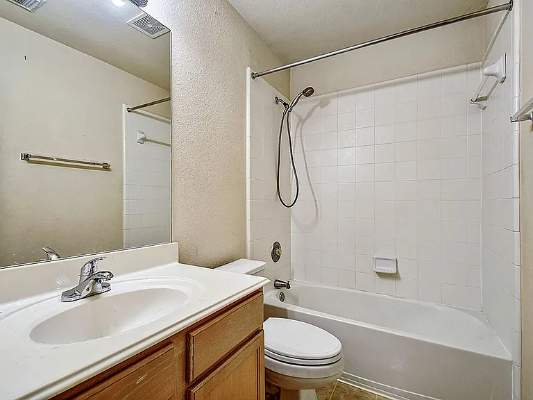 25210 Battle Lk — Photo 27