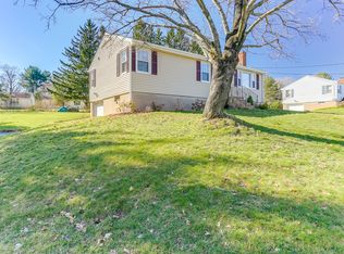 53 Shelley Rd, Middletown, CT 06457