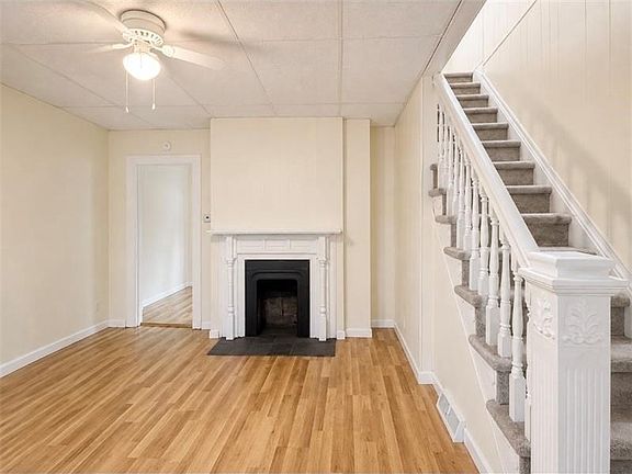 3rd image of 206 3rd St