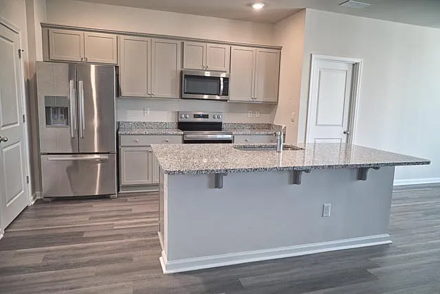 3 bed, 1618 sqft, $1,950 — Photo 3