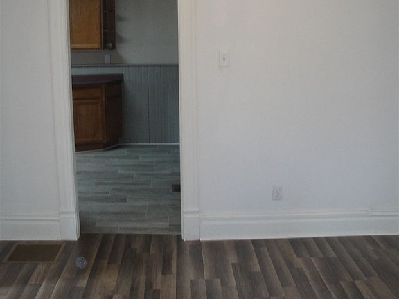 5th image of 320 Jersey Ave