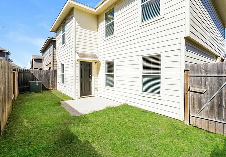 18551 Rock Flats Ravine Dr — Photo 5