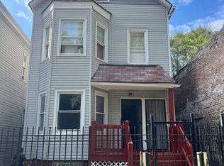 8834 S Exchange Ave, Chicago, IL 60617