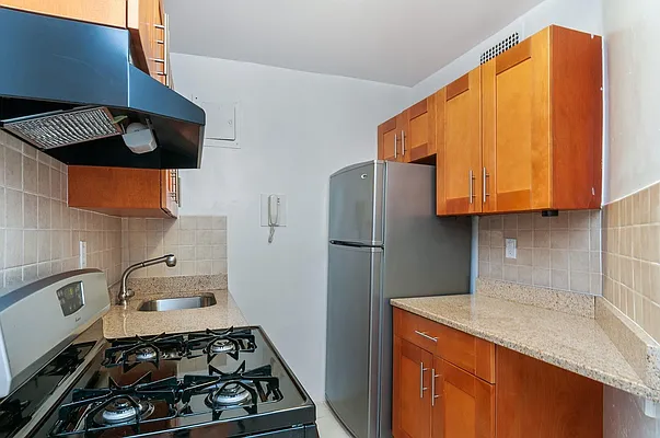 Rented by Compass | media 14