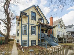 4014 N Sacramento Ave, Chicago, IL 60618