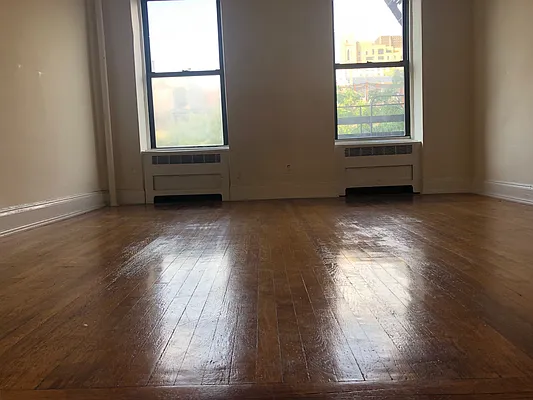 Rented by One New York Realty Inc | media 33