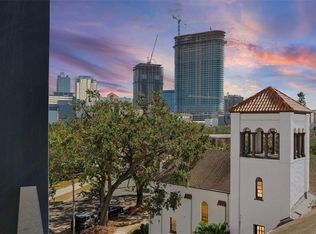 132 Mirror Lake Dr N #404, Saint Petersburg, FL 33701