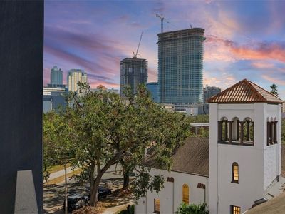 132 Mirror Lake Dr N #404, Saint Petersburg, FL, 33701