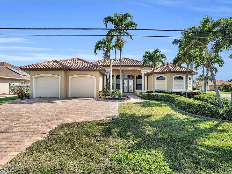 1st image of 1926 Cape Coral Pkwy W