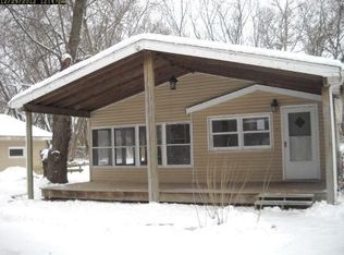 N1531 Joyce Rd, Fort Atkinson, WI 53538