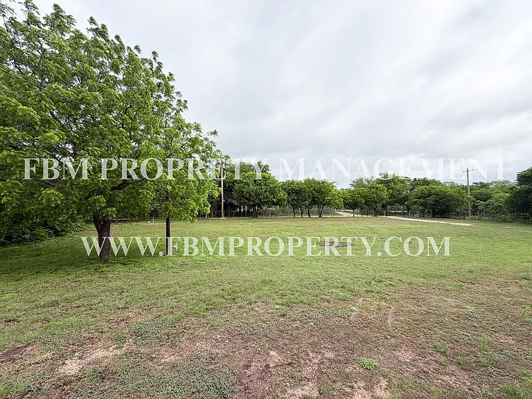 1075 Pluto Rd — Photo 19