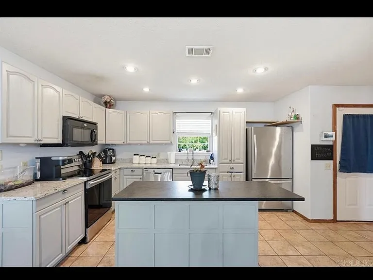 3 Joshua Cir — Photo 6