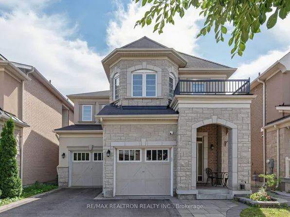 220 Degraaf Cres, Aurora, ON L4G 0X1
