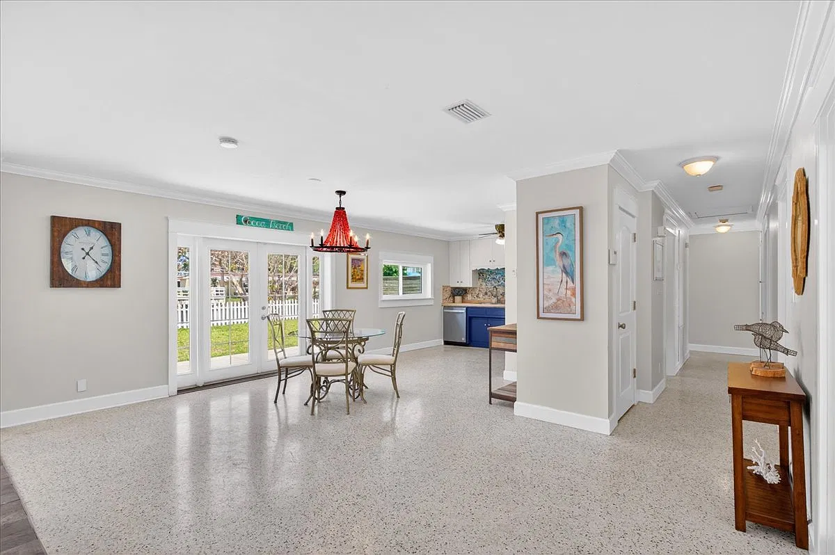 3 bed, 1404 sqft, $4,000 — Photo 1