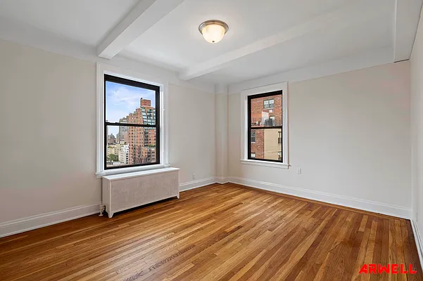 Rented by Arwell Realty | media 11