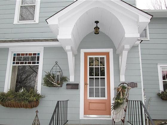 1st image of 213 Pine St