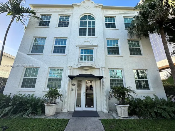 130 Antiquera Ave #8, Miami, FL 33134