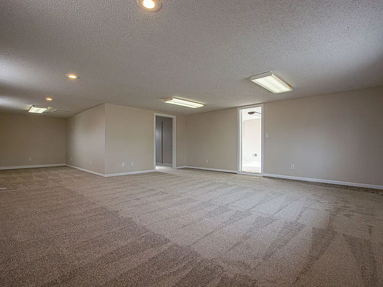 2301 Wayne St — Photo 7