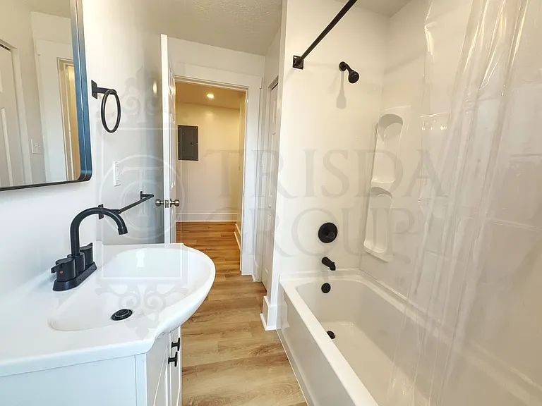 1540 Fallowfield Ave #1 — Photo 18