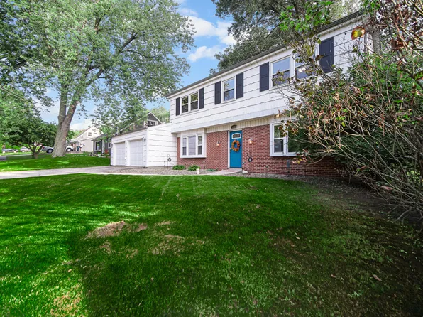 1151 Avondale Ave, Valparaiso, IN 46385