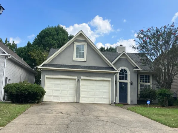 1338 Deer Trail Rd, Hoover, AL 35226
